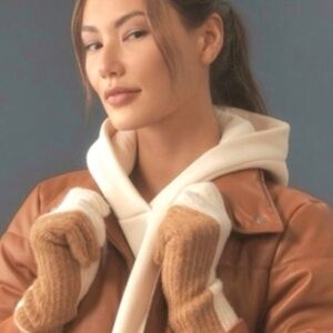 ANTHROPOLOGIE Knit Gloves Tan/Cream $28 Retail NWT